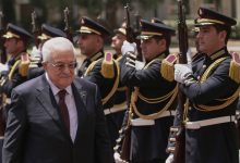 صورة الرئيس عباس يعفي السفير أشرف دبور من بعض مهامه في لبنان