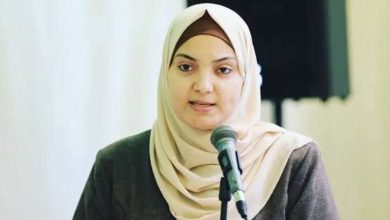 صورة استشهاد الصحفية ولاء الجعبري وجنينها وأطفالها في قصف إسرائيلي على غزة