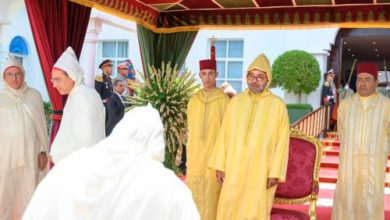 صورة الملك يترأس بالمضيق حفل استقبال بمناسبة عيد العرش