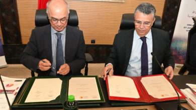 صورة توقيع اتفاقية لتعزيز التحليل الإحصائي للجريمة بالمغرب