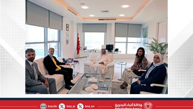 صورة وزير النفط والبيئة يستقبل سفير المملكة المتحدة لدى مملكة البحرين