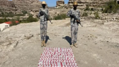 صورة دوريات الأفواج الأمنية بجازان تُحبط تهريب 20,400 قرص خاضع للتداول الطبي