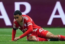صورة الإصابة تبعد موسيالا لاعب بايرن ميونيخ عن الملاعب لفترة طويلة