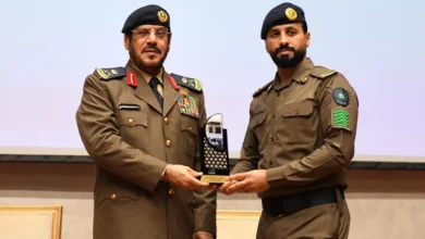 صورة اللواء الفرج يشهد حفل جائزة التميز للعمل الميداني لحج عام 1446 هـ