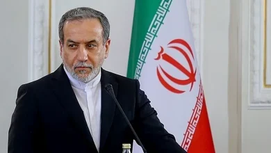 صورة وزير الخارجية الإيراني يندد بالهجمات الإسرائيلية على سوريا