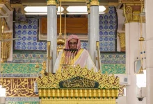 صورة خطيب المسجد النبوي: النمّام آثم وإن صدق.. جمع الخيانة والكذب وفعله الإفساد