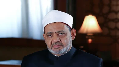 صورة شيخ الأزهر يقرر تعليق الاتصال بأوئل الثانوية الأزهرية تضامنًا مع غزة