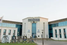 صورة إيقاف 60 ألف هاتف محمول في مصر.. وجهاز “تنظيم الاتصالات” يكشف التفاصيل