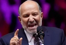 صورة لا تمديد لموعد تطبيق الرسوم المقرر في 1 أغسطس