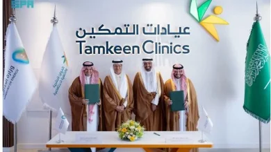 صورة وزير الطاقة يزور عيادات «التمكين» بالرياض ويشهد توقيع شراكات لتمكين مستفيدي الضمان