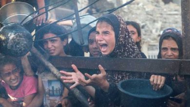 صورة مع تفاقم الجوع.. جيش الاحتلال يجدد تحذير فلسطينيي غزة من الصيد في البحر