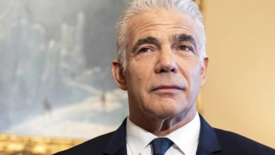صورة لابيد: الحملة العسكرية في غزة خرجت عن السيطرة والعالم سيوصد أبوابه أمام الإسرائيليين