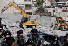 صورة الاحتلال يُجبر عائلتين مقدسيتين على هدم منزليهما في مدينة القدس