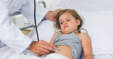 صورة من بينها التهابات الأذن والعين.. تعرف على أشهر الأمراض الشائعة بين الأطفال
