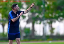 صورة قبل الودية الأخيرة.. يانيك فيريرا يعقد اجتماعًا مع لاعبي الزمالك في المران
