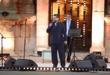 صورة ناصيف زيتون يفتتح أول ليالي المسرح الجنوبي في “جرش 39”