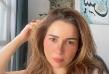 صورة مي عز الدين تساند أنغام في محنتها الصحية وتغازل ياسمين عبد العزيز