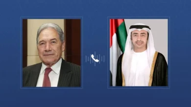 صورة عبدالله بن زايد ووزير خارجية نيوزيلندا يناقشان هاتفياً سبل تعزيز العلاقات الثنائية