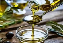 صورة احذر.. من عادات تؤدي إلى تدمير فعالية زيت الزيتون منها تسخينه