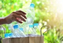 صورة دراسة تربط بين الأغطية المعدنية للزجاجات وتلوث المشروبات بالبلاستيك الدقيق