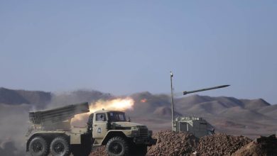 صورة مسؤول إيراني: نستطيع القتال مدة عشر سنوات