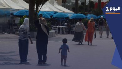 صورة الغلاء يبعد مغاربة المهجر عن شواطئ المملكة هذا العام !! (فيديو)