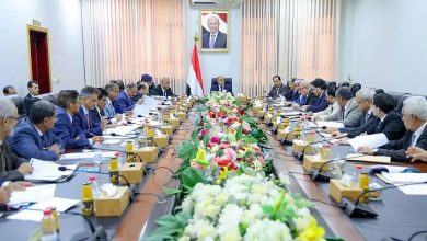 صورة الحكومة تمنع استخدام العملات الأجنبية في البيع والشراء وتصدر توجيهات وقرارات جديدة مهمة