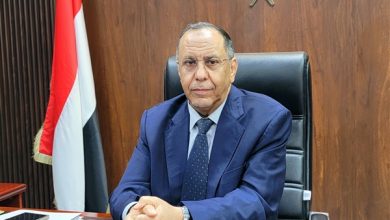صورة وزير التجارة يكشف خفايا إنعاش الريال اليمني ويوجه تحذيرا عاجلا للمواطنين