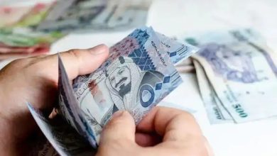 صورة أسعار الصرف في عدن وصنعاء مساء اليوم