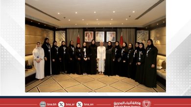 صورة وزيرة شؤون الشباب تستقبل وفدًا من منتسبي مؤسسات “ربع قرن” الإماراتية وأعضاء شورى شباب الشارقة
