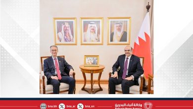 صورة وزير الشؤون القانونية يستقبل سفير الولايات المتحدة‎ الأمريكية لدى مملكة البحرين