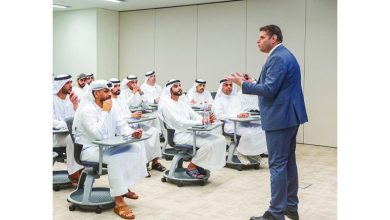 صورة «محمد بن راشد للإدارة الحكومية» تعتمد نموذجاً تعليمياً رقمياً وحضورياً