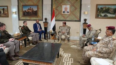 صورة مباحثات عسكرية يمنية أمريكية