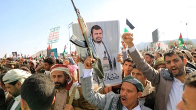 صورة هل يلقى أبو علي الحاكم نفس المصير؟ مليشيا الحوثيي تتفنن في تصفية كبار المشائخ الذين وقفوا معها وهتفوا باسمها .. جزاء سنمار