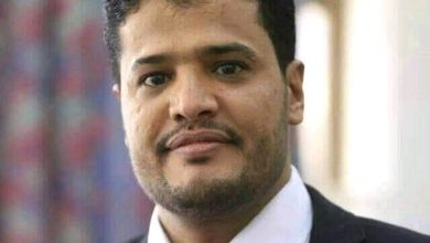 صورة الصحفي حمود هزاع يقول أنه أصبح في منزله ويوجه الشكر لمحافظ مأرب