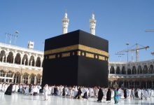 صورة وفاة مواطن أثناء أداء العمرة عن ابنه الراحل قبل أيام بحادث سير