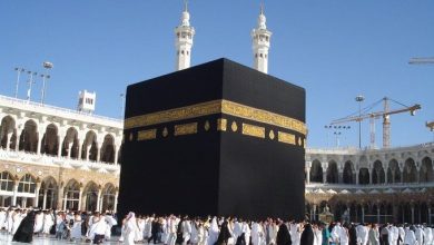 صورة وفاة مواطن أثناء أداء العمرة عن ابنه الراحل قبل أيام بحادث سير