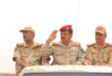 صورة وزير الدفاع يشيد بالجاهزية القتالية العالية لمقاتلي المنطقة العسكرية السادسة بالجوف