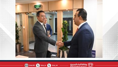 صورة مسؤول من وزارة خارجية أوزبكستان يزور غرفة البحرين لتسوية المنازعات