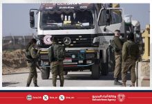 صورة دخول 135 شاحنة مساعدات إنسانية إلى غزة عبر معبر كرم أبو سالم