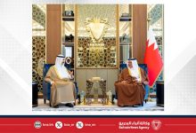 صورة سمو ولي العهد رئيس مجلس الوزراء يستقبل سفير دولة الكويت لدى مملكة البحرين بمناسبة انتهاء فترة عمله