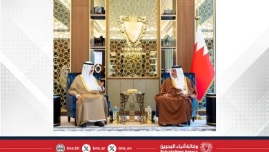 صورة سمو ولي العهد رئيس مجلس الوزراء يستقبل سفير دولة الكويت لدى مملكة البحرين بمناسبة انتهاء فترة عمله