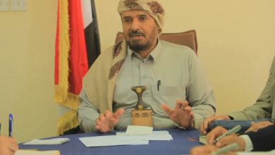 صورة لجنة رقابية عليا في مأرب تتخذ إجراءات حاسمة لضبط الأسواق وتأمين الاستقرار الاقتصادي
