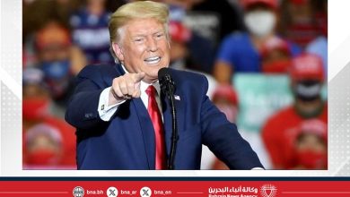 صورة ترامب يطالب باستقالة عضو في الاحتياطي الفدرالي وسط اتهامات بالتزوير