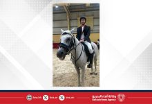 صورة بعثة الأولمبياد الخاص البحريني للفروسية تصل العين للمشاركة في المسابقة والدورة التدريبية الإقليمية