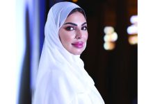 صورة محامية مواطنة تتكفل بـ 28 قضية لـ «المرأة الإماراتية» مجاناً
