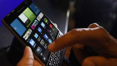 صورة هل يراقبك فيسبوك ويكشف أسرارك دون علمك؟ خبير يوضح