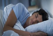 صورة 10 أطعمة ومشروبات تساعد على النوم المثالي