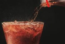 صورة لا تدمجها مع الصودا أبدًا.. 5 أطعمة تدمر صحتك ببطء