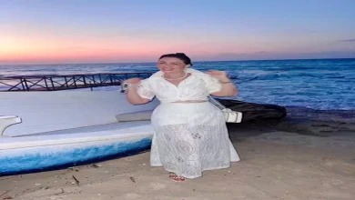 صورة “إزاي خسيتي”.. أحدث ظهور لـ إلهام شاهين بوزن نحيف في الساحل